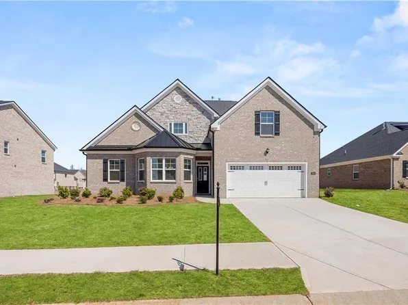 1600 Brookside Ter, Bogart, GA 30622