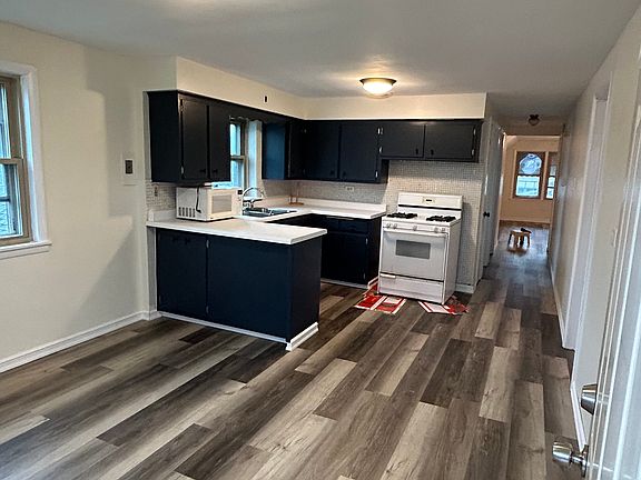 2nd image of 5527 S Kilbourn Ave #2