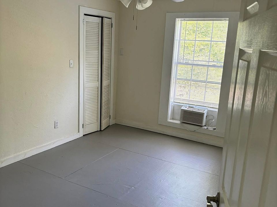 2nd image of 15391 County Road 4325