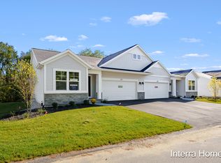 273 Hickory Valley Dr, Kalamazoo, MI 49009