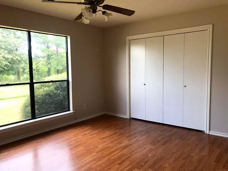 62 Laurel Ct — Photo 8