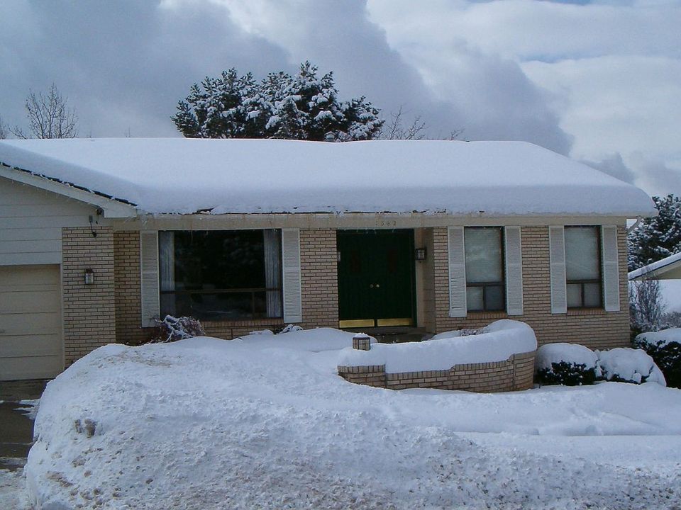 1st image of 1362 Embassy Way