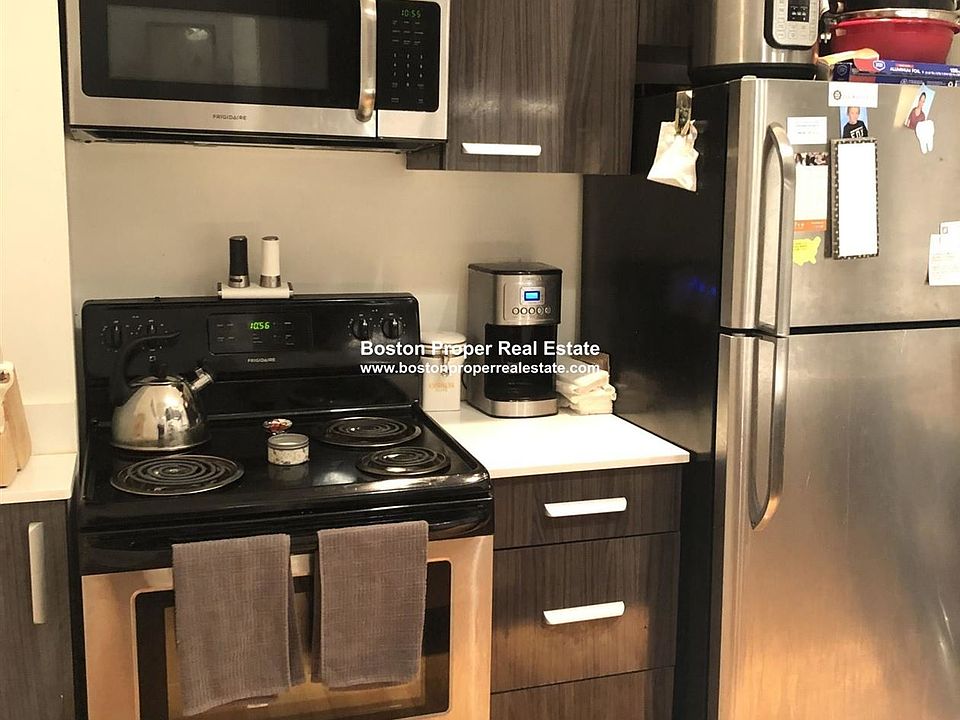 102 Queensberry St. #3 Boston - Fenway Unit Photo 3