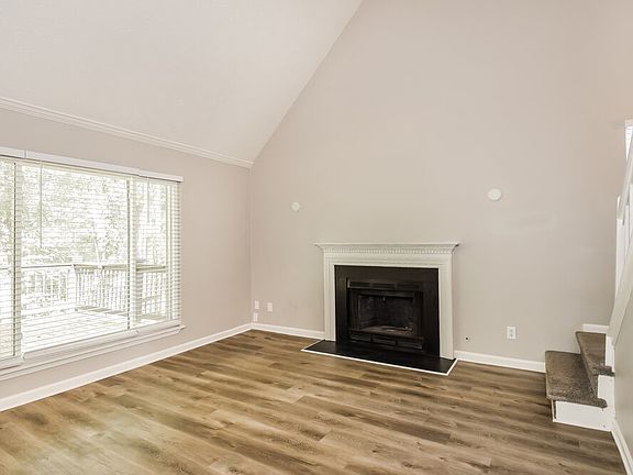 5th image of 113 Colemans Bluff Dr