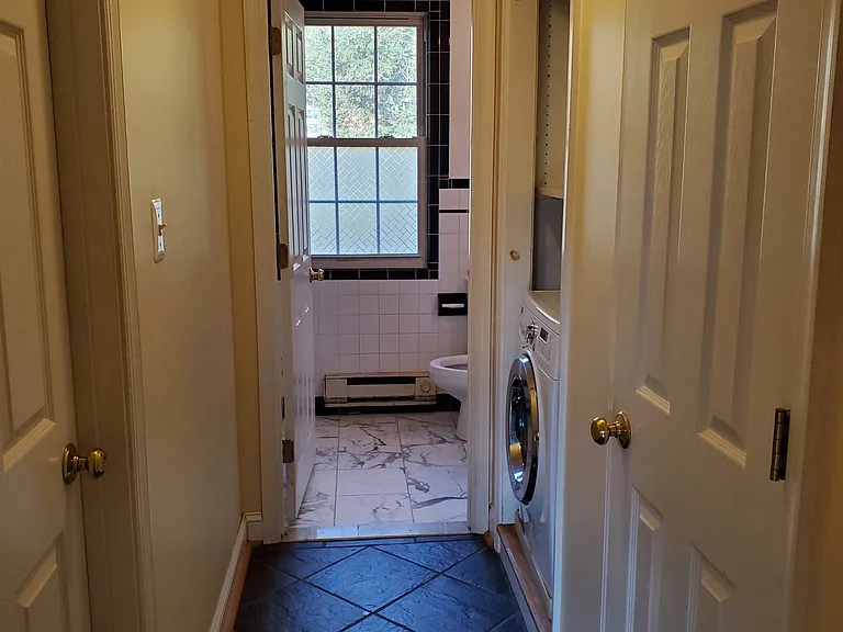 2217 Washington Ave #201 — Photo 5