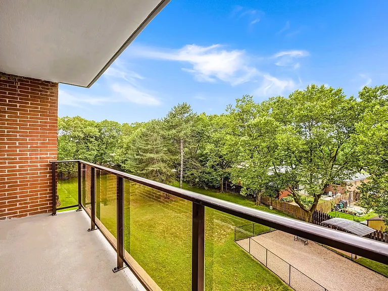 5552 Heritage Dr — Photo 15