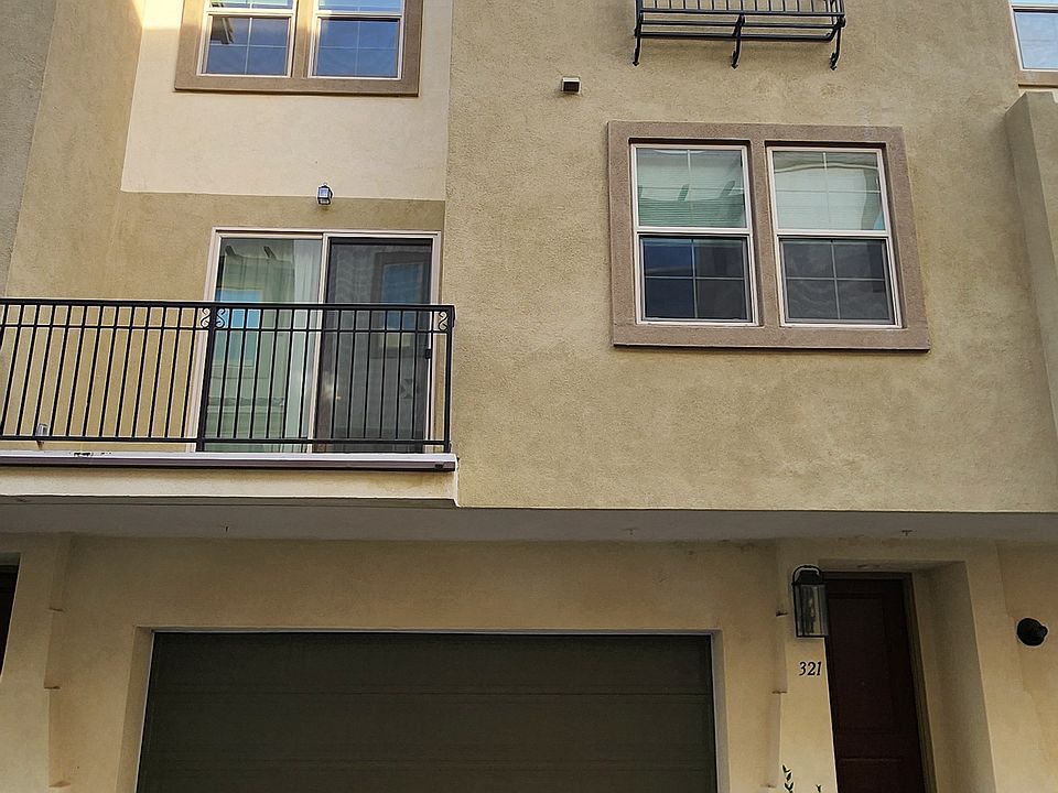 1st image of 321 Canoe Ct