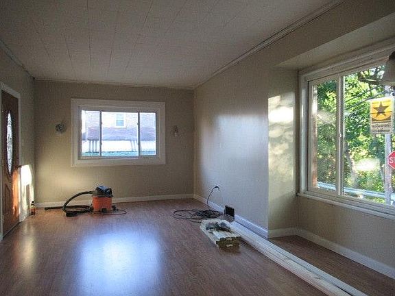 Family room2