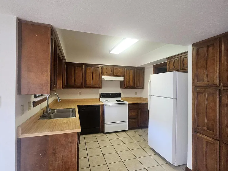 2834 Estrella Brillante St NW — Photo 4