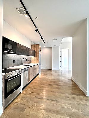 2nd image of 2706 Snyder Ave #203
