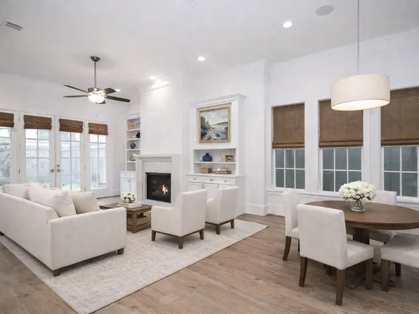 949 Dunleigh Meadows Ln, Houston, TX 77055