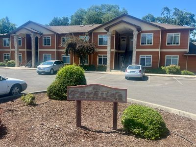 211 N Shasta Ave #A-h, Eagle Pt, OR, 97524