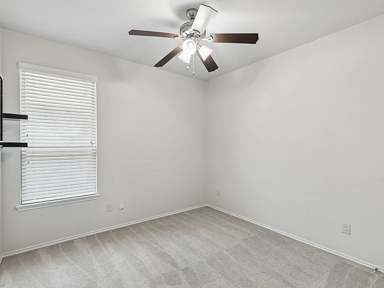 10212 Bennet Dr — Photo 25