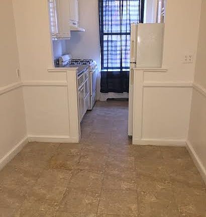 2nd image of 95 W 195th St APT 3J