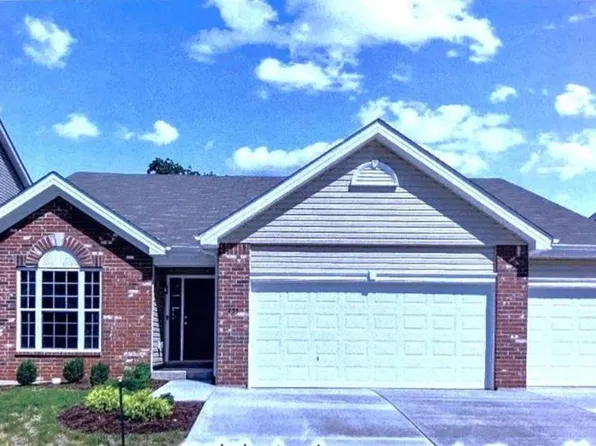 255 Arbors At Bridle Path, Ballwin, MO 63021