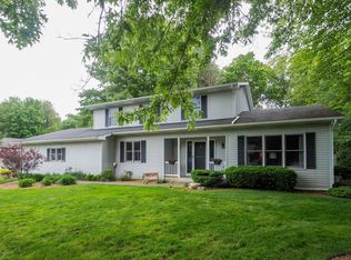 2658 Maple Leaf Ave, Kalamazoo, MI 49009