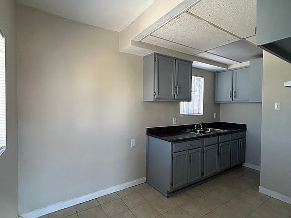5th image of 1104 Cherry Ave #1104