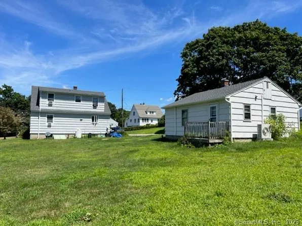 24-26 School St (mystic), Stonington, CT 06355