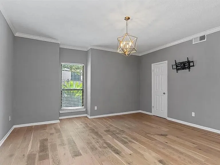 1100 Augusta Dr #3 — Photo 13