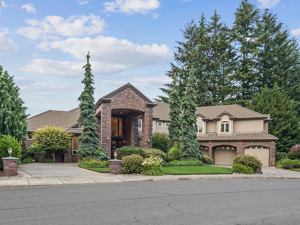 1st image of 3039 NW Lacamas Dr