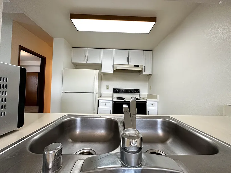4011 Whitman Ave N #101 — Photo 6
