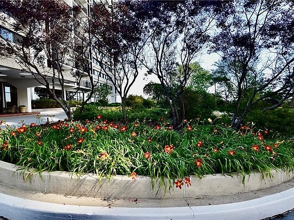 3rd image of 12550 Lake Ave APT 1212