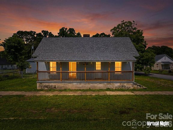 2nd image of 802 Canal Rd