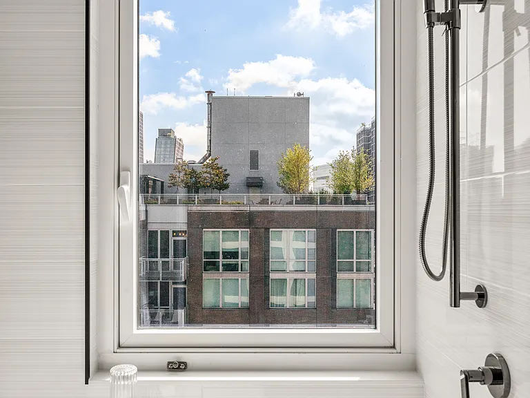509 3rd Ave #20E — Photo 9