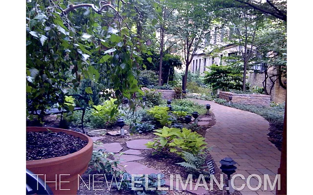 Sold by Douglas Elliman | media 24