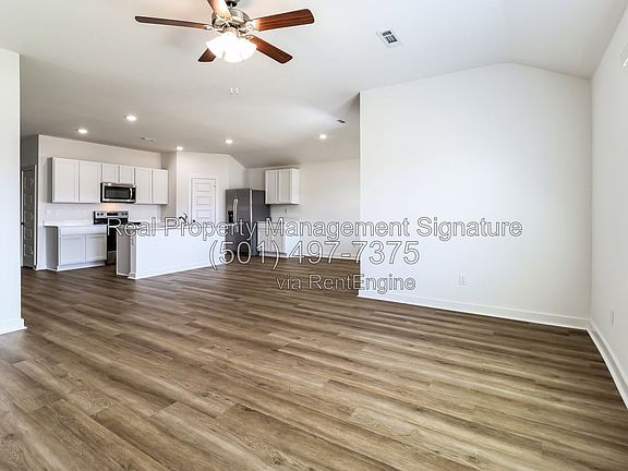 4th image of 110 Fredonia Ct