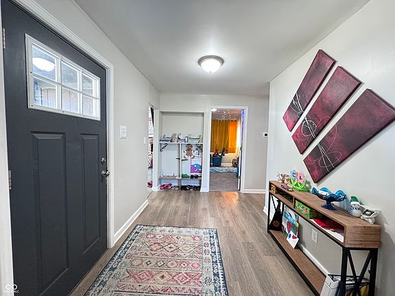 3rd image of 108 E North St