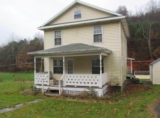909 Clearfield Rd, Fenelton, PA 16034