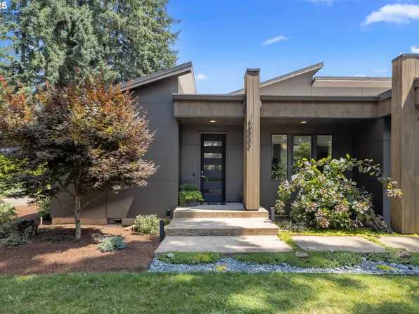 16006 SW Kimball St, Lake Oswego, OR 97035