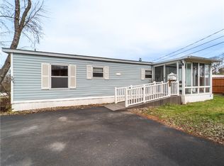 26 Sebastian Dr, Rochester, NY 14625