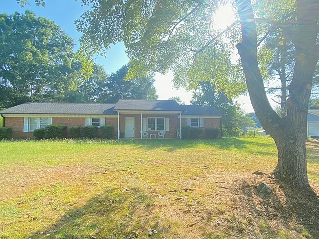 5375 Macy Grove Road - 1 — Photo 1