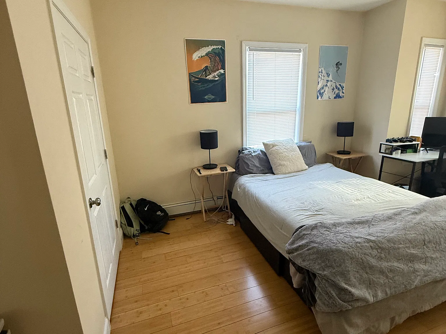 3 bed, 825 sqft, $4,500 — Photo 3