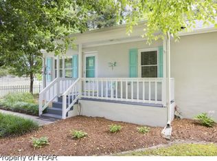 22 Market St, Parkton, NC 28371