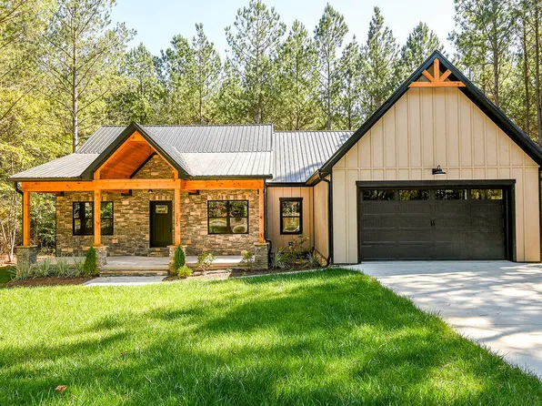 325 Mountain View Cir, Ocoee, TN 37361