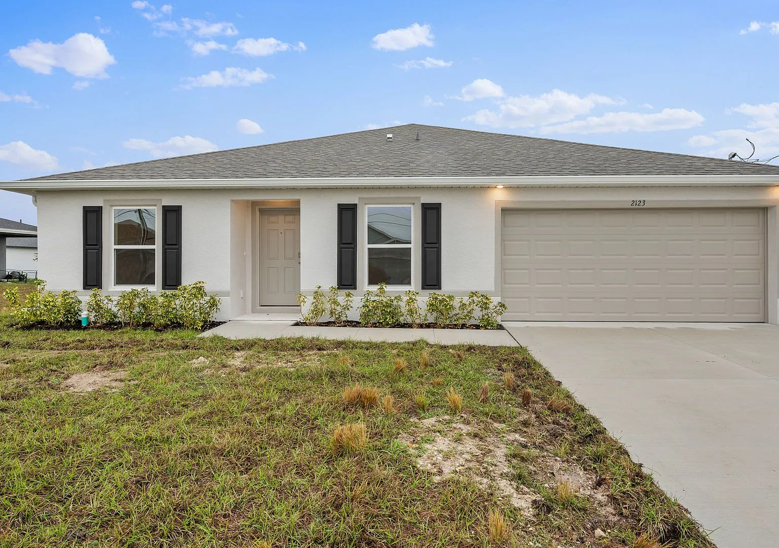 Welcome To 2123 Nw 24th Terrace!! — Photo 3