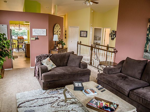 Main level living room