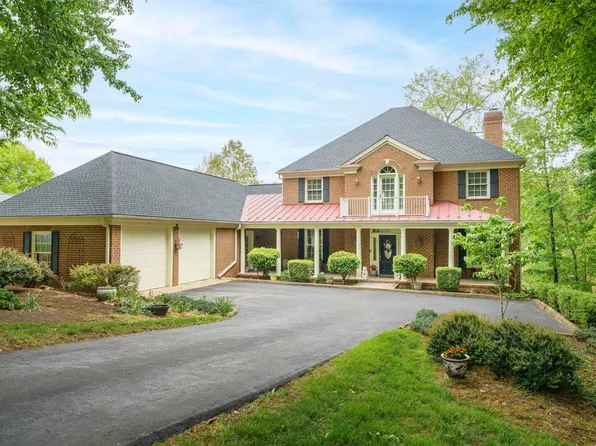 1631 Gatewick Pl, Keswick, VA 22947