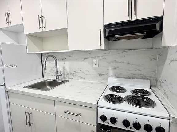 4th image of 7619 Abbott Ave #9