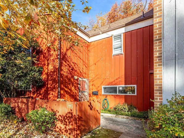 11503 Links Dr #1, Reston, VA 20190