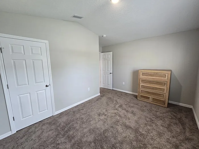 2441 Oakwood Ln — Photo 32