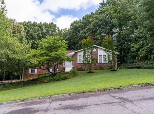 7521 Shaker Dr, Knoxville, TN 37931