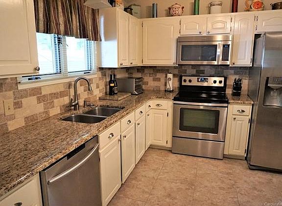 5th image of 1901 Wellington Hills Cir #1901
