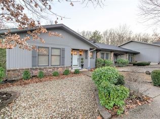 40 Abingdon Ln, Rogers, AR 72715