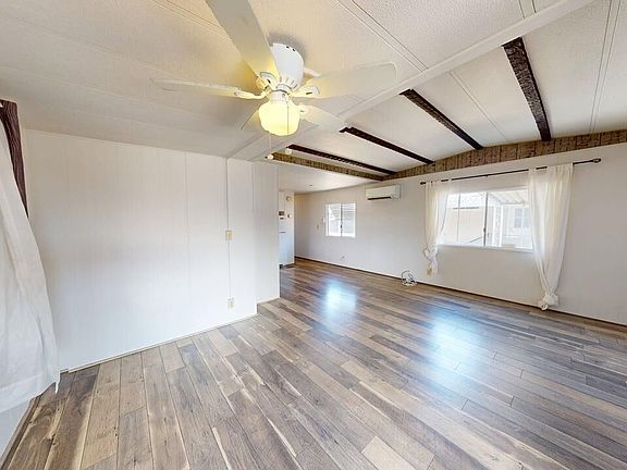 4th image of 18555 Roberts Rd #8