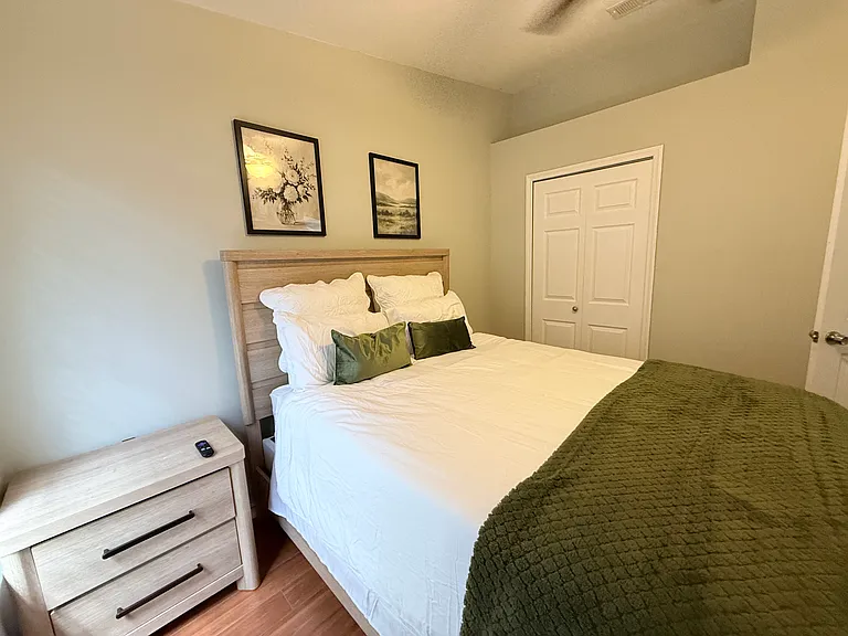 5016 Bridgeway Ln — Photo 10