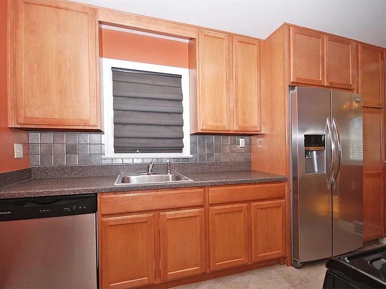 3721 Silsby Rd — Photo 9